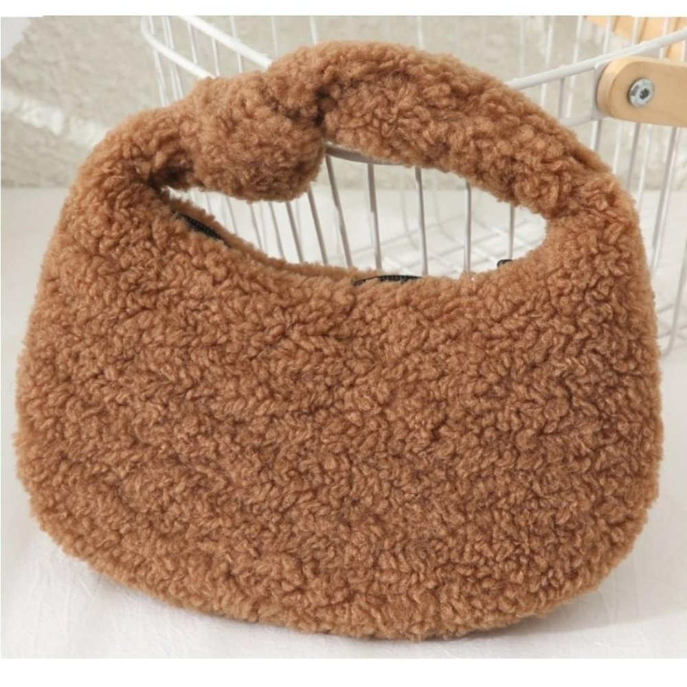 Baguette / Moon Bag - Teddy Brown